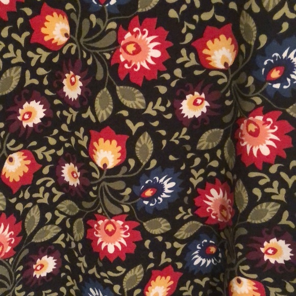 LulaRoe Carly - Picture 2 of 3